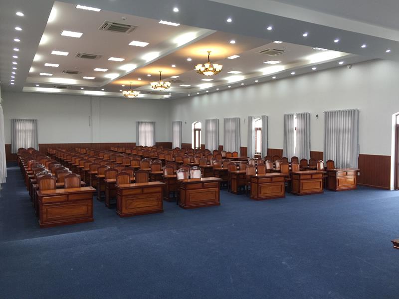 Thi công thảm tại Hội Đồng Nhân Dân Tỉnh Bạc Liêu